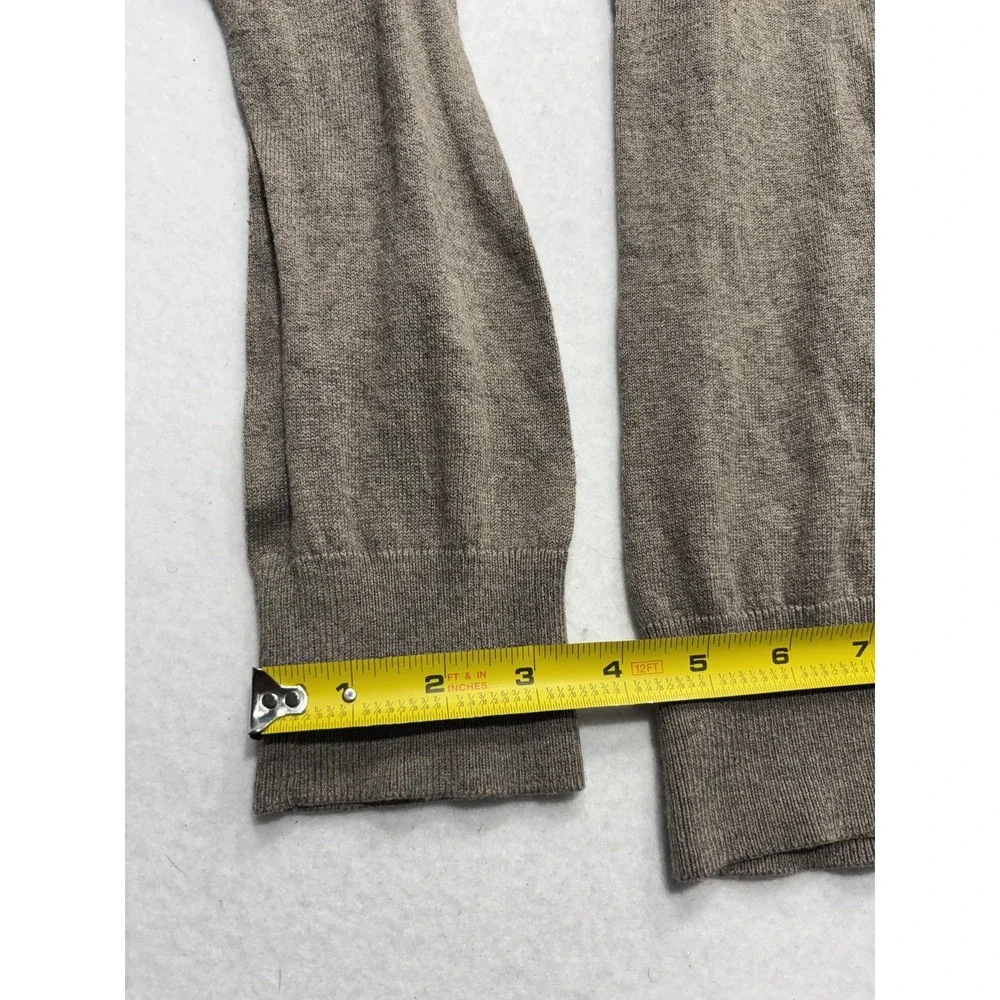 Banana Republic brand banana