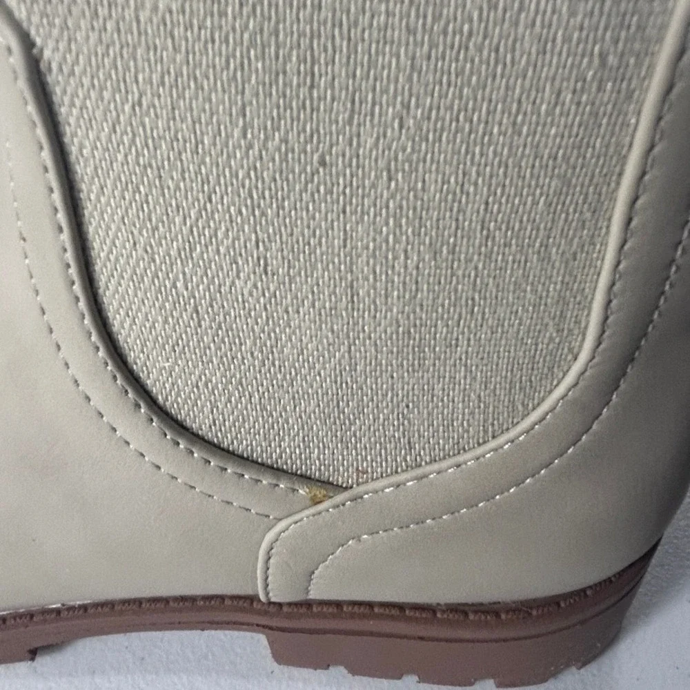 LC Lauren Conrad Alexi Taupe Ankle Boots Womens 7‎ Memory Foam Lug Sole