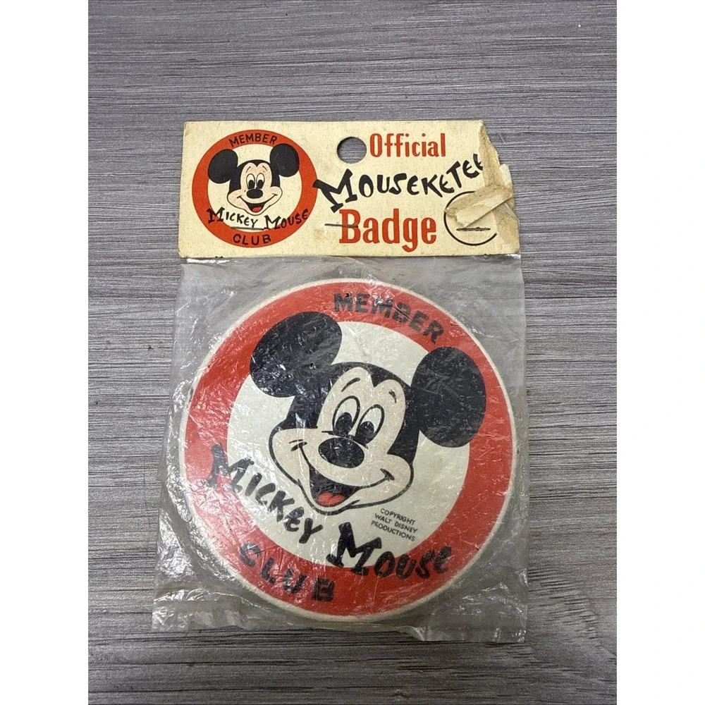 Vintage 1970s Mickey Mouse Club Member Button Pin Walt‎ Disney 3.5