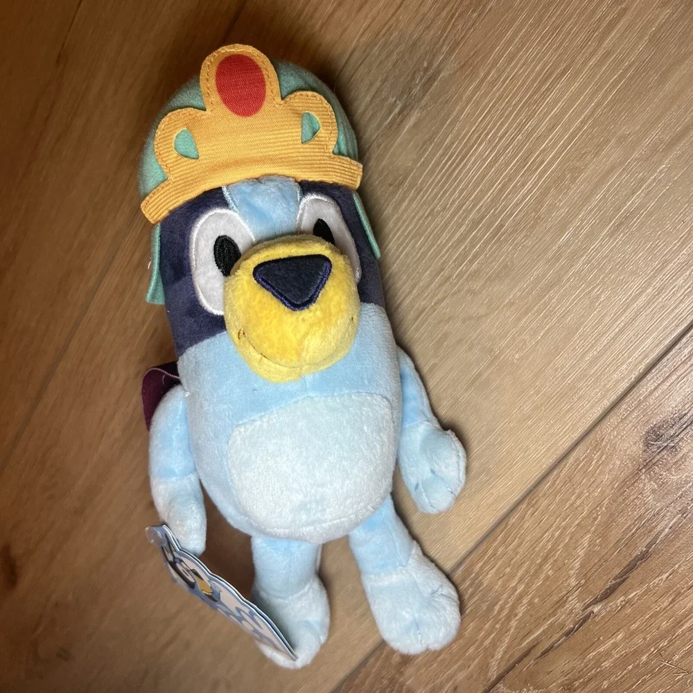 Princess Bluey Plush Blue Heeler Dog Crown Cape 2021 Disney Junior‎ Stuffed 8