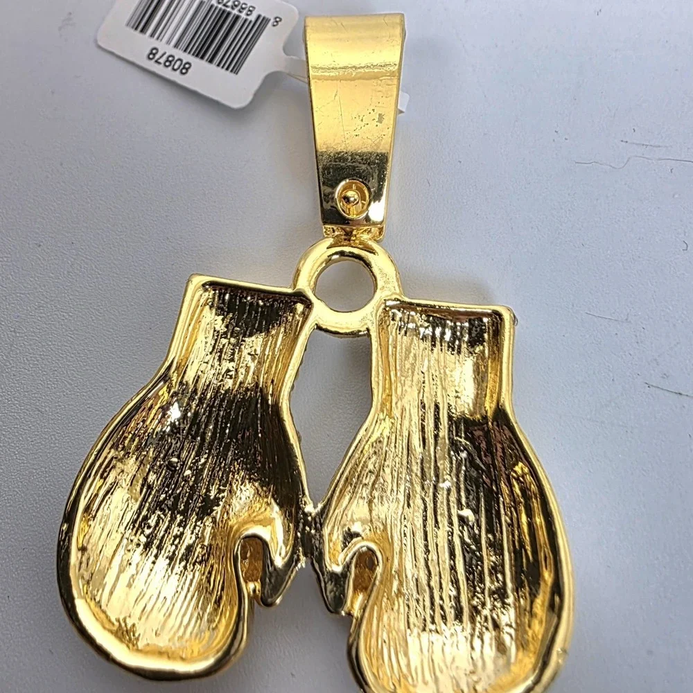 .iced-out. pair your