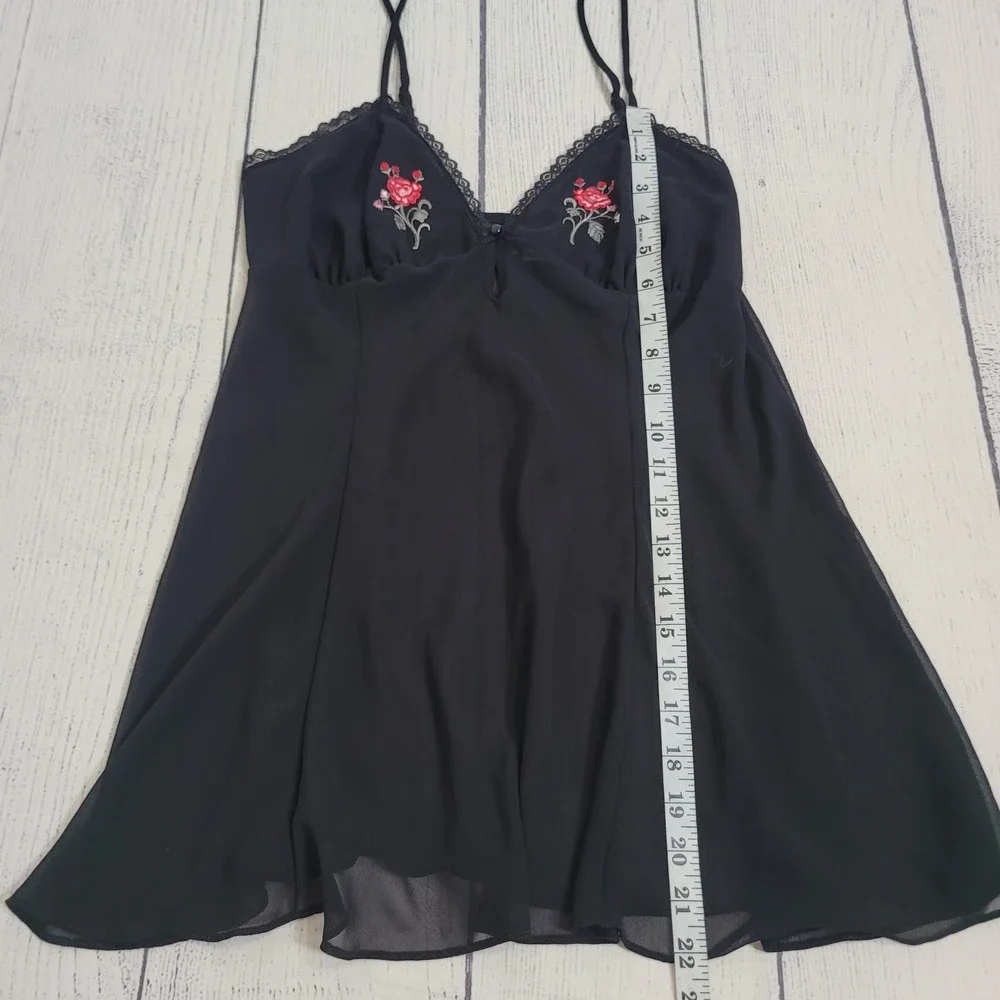 Unbranded this elegant