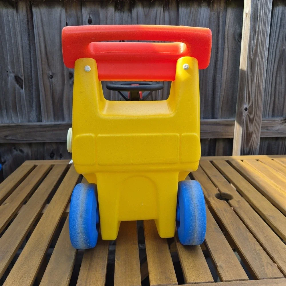 Little Tikes signs wear