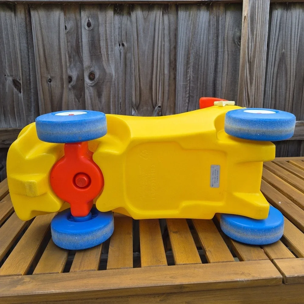 Little Tikes signs wear