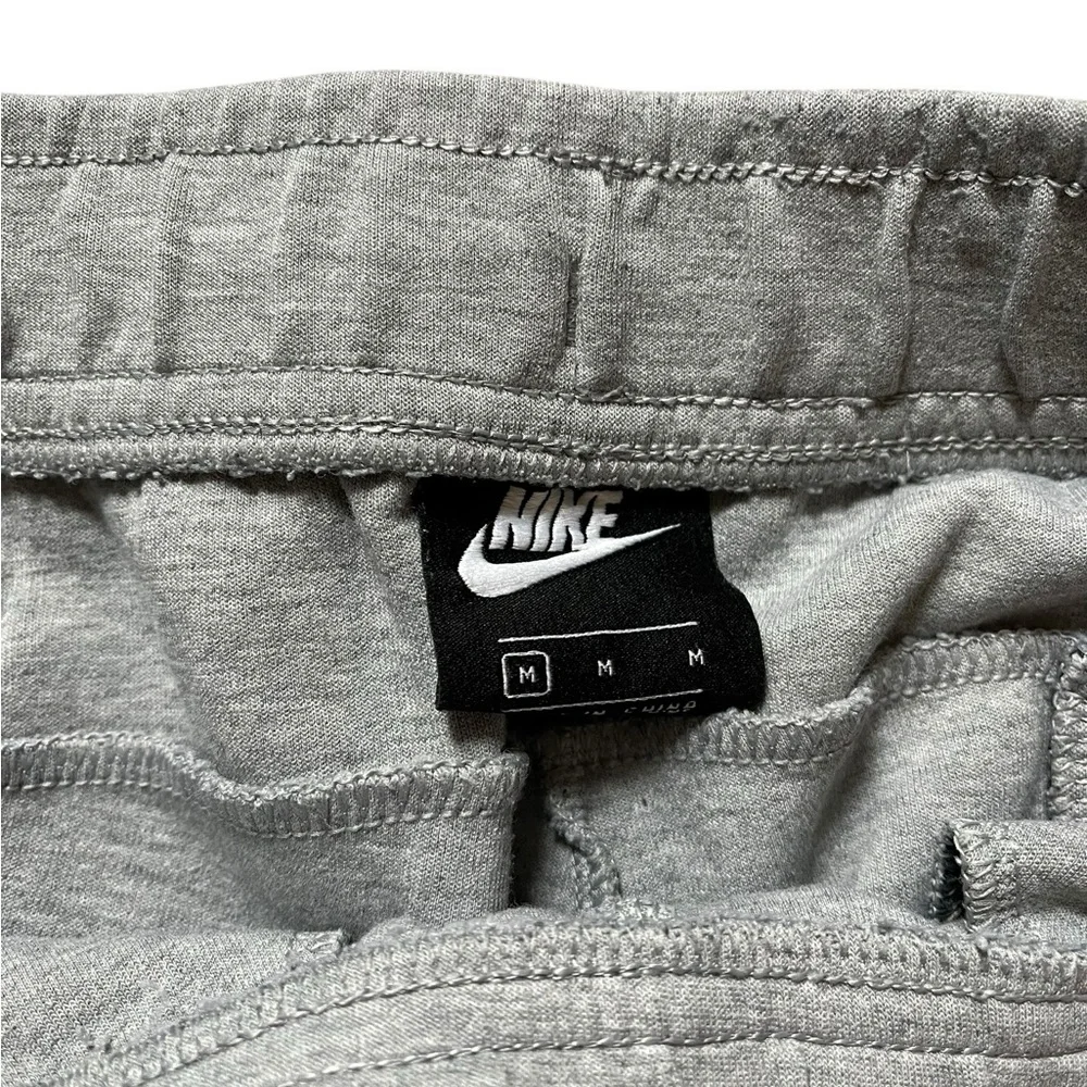 Nike some pilings