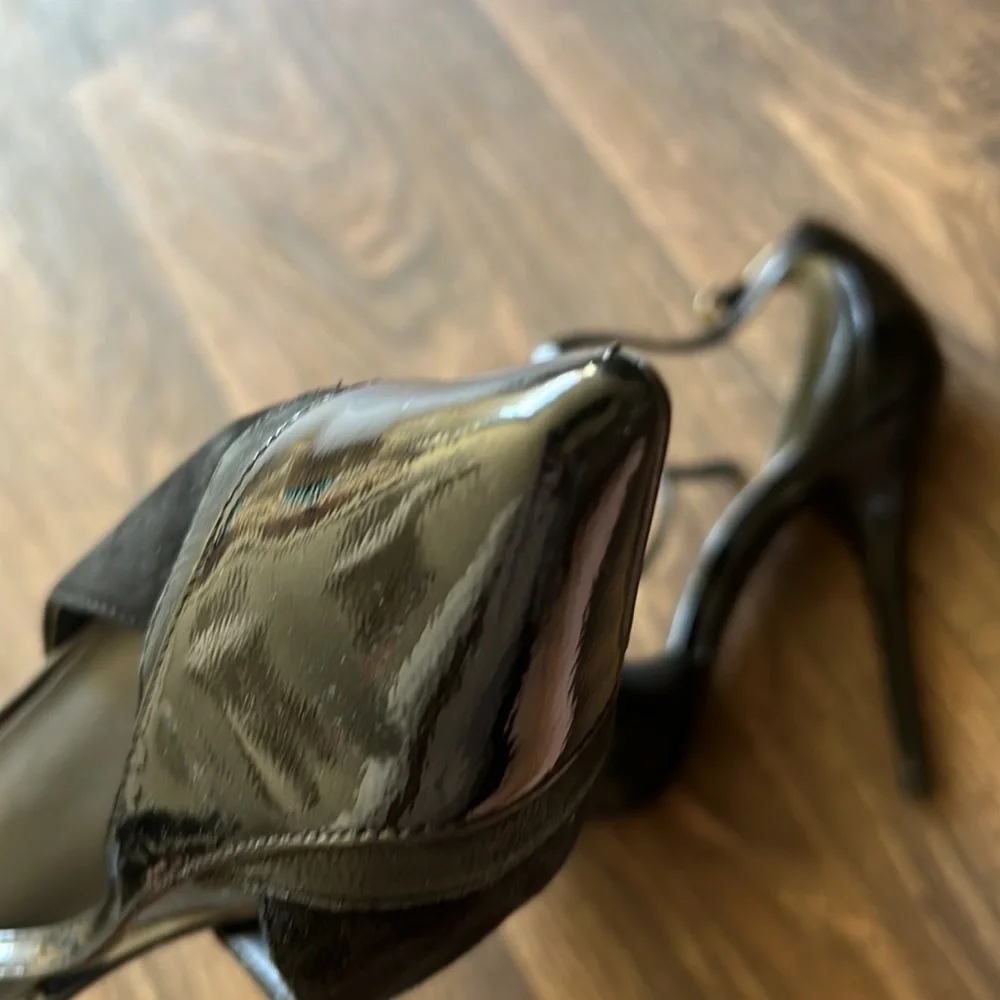 Reiss pointed heels