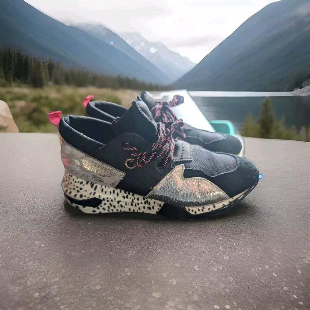 STEVEN MADDEN LIMITED EDITION CLIFF SNEAKERS SIZE  8.5‎ Silver Black Pink Nice