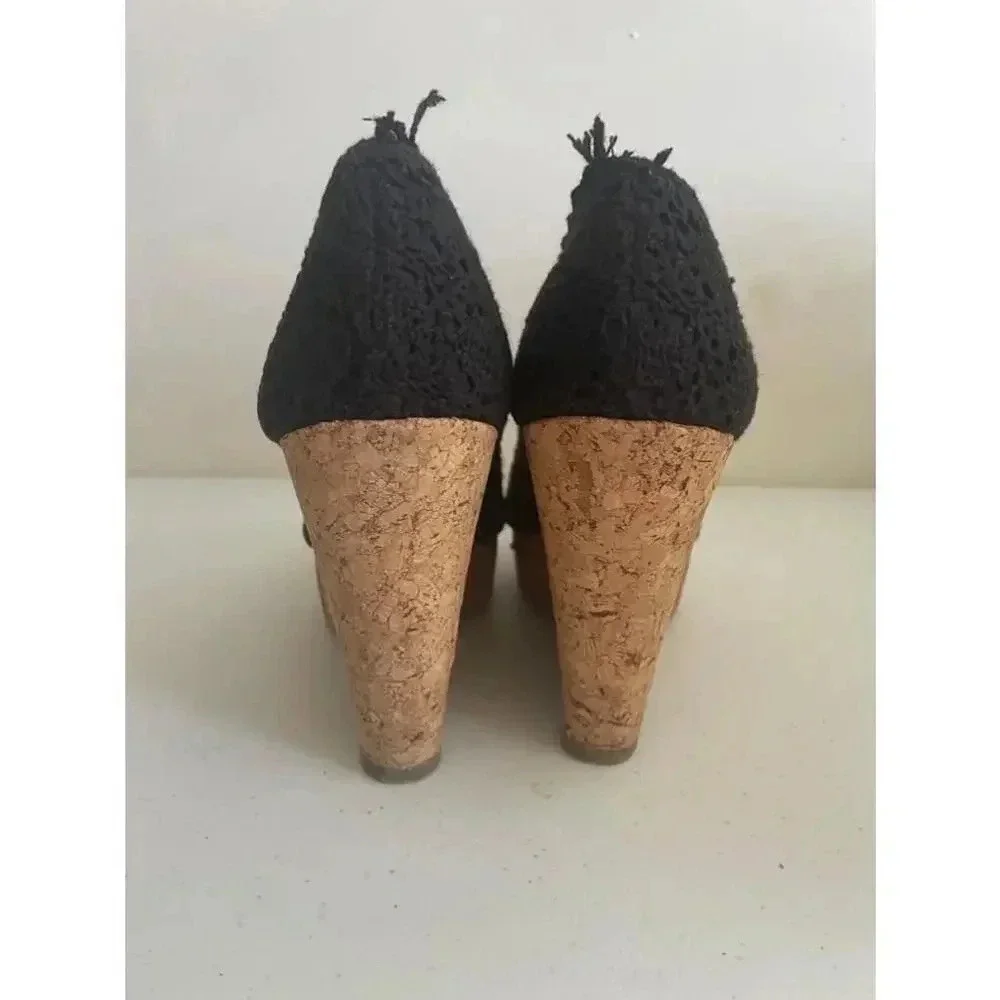 Nine West step up