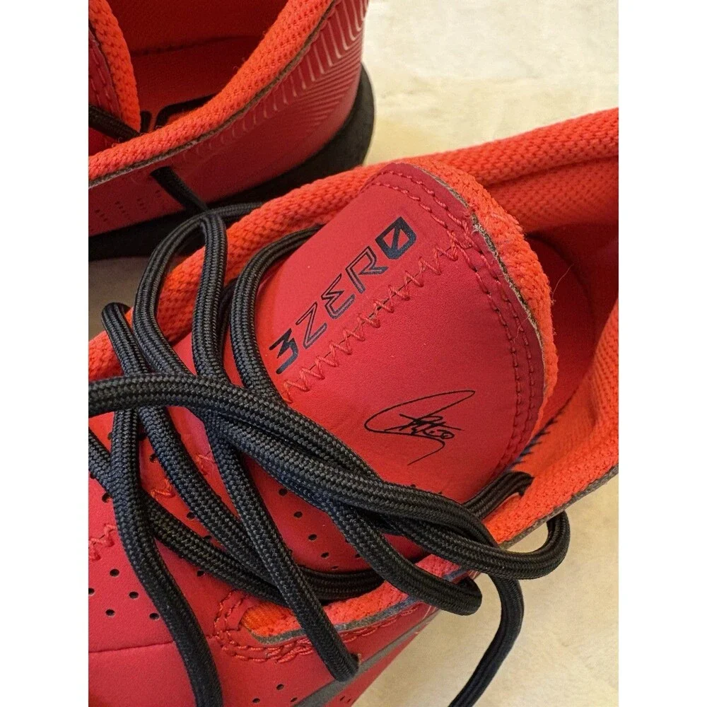 Under Armour them closure stylish