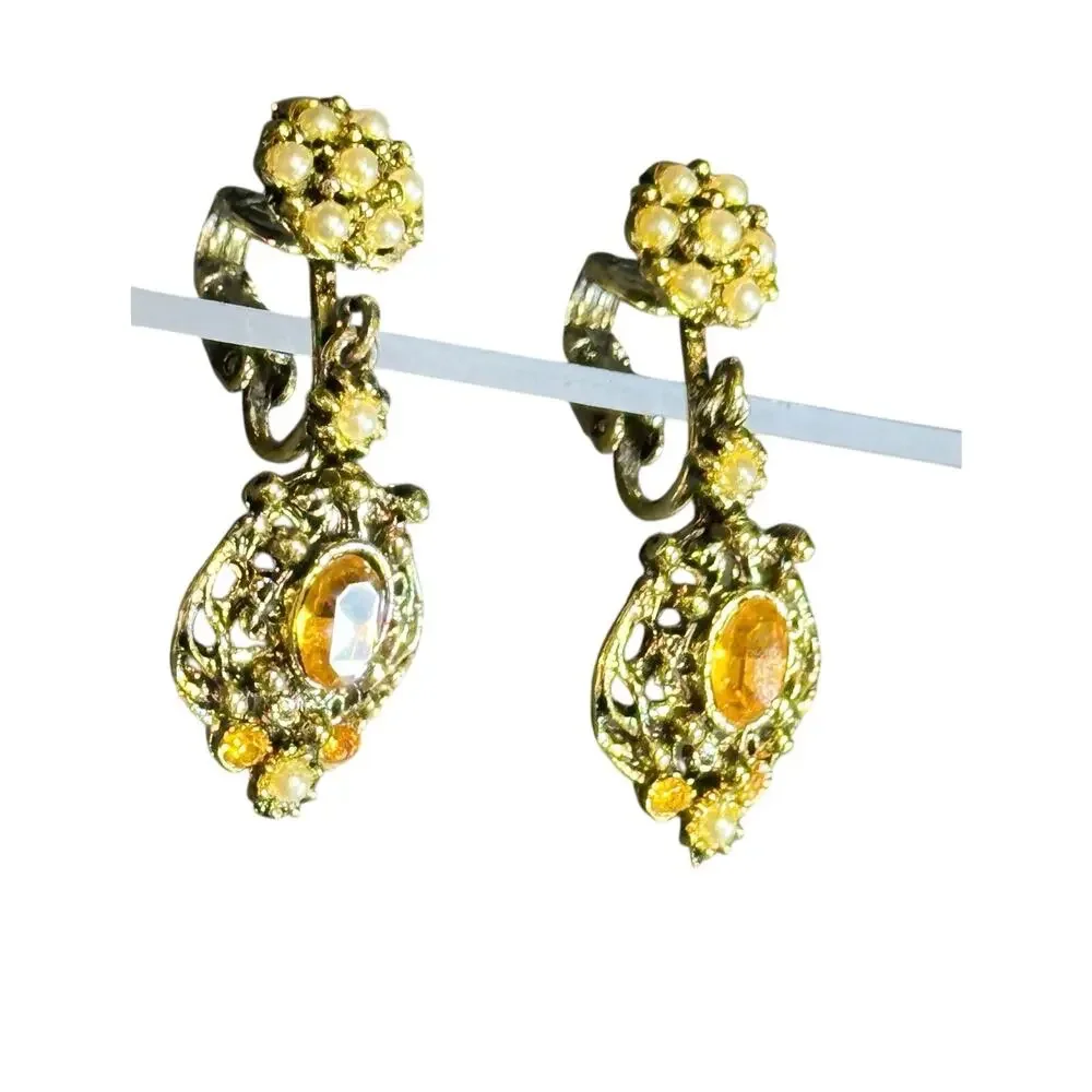 Vintage Amber Glass Rhinestone Clip‎ On Earrings Gold Tone 60s Ornate Dangle