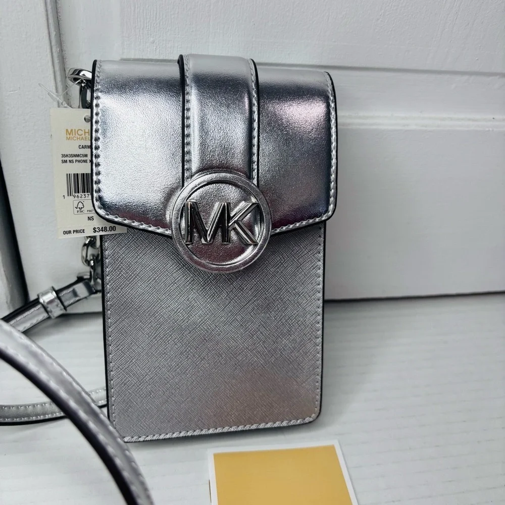 MICHAEL Michael Kors fastening reimagined
