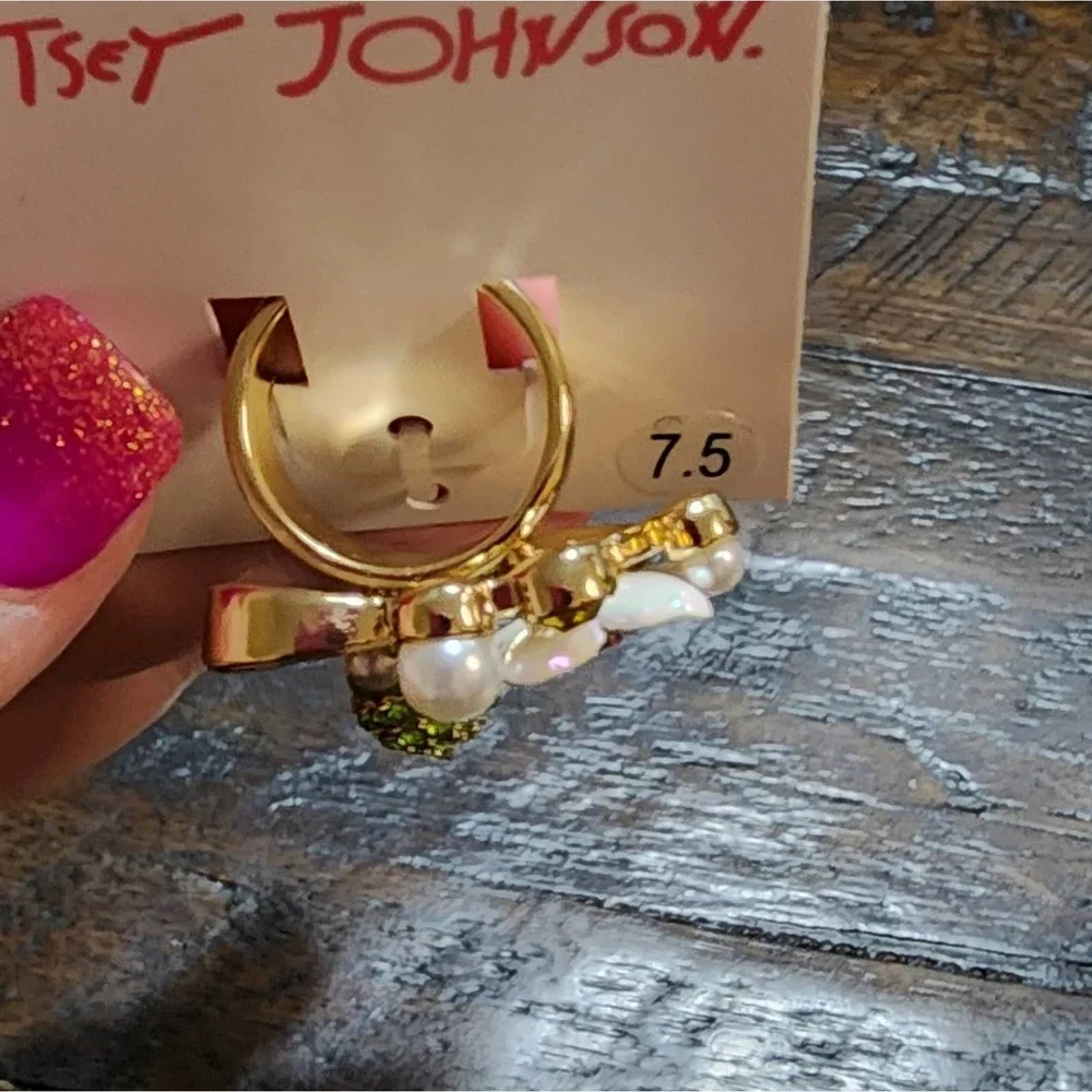 Betsey Johnson jewelry betseys lime