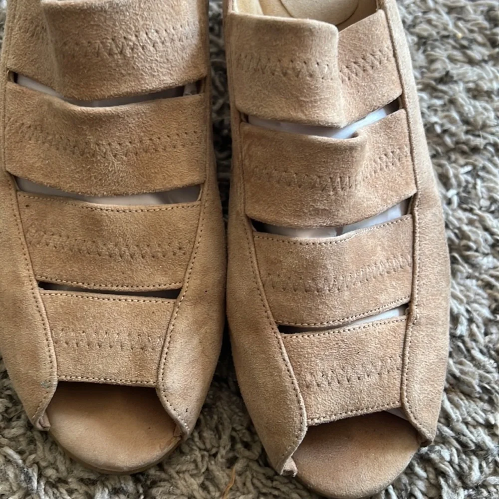 STUART‎ WEITZMAN Suede Wedge Sandals Size 9