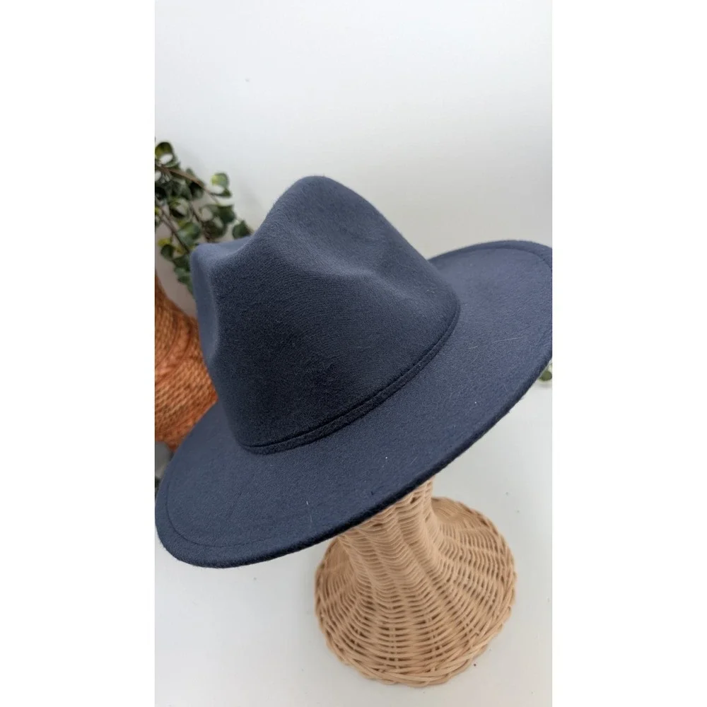 The Unbranded Brand classic navy