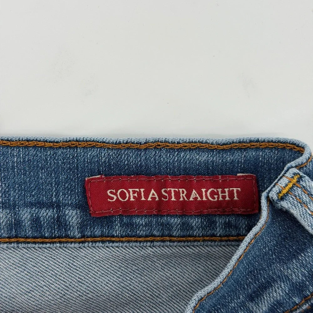Lucky Brand long features