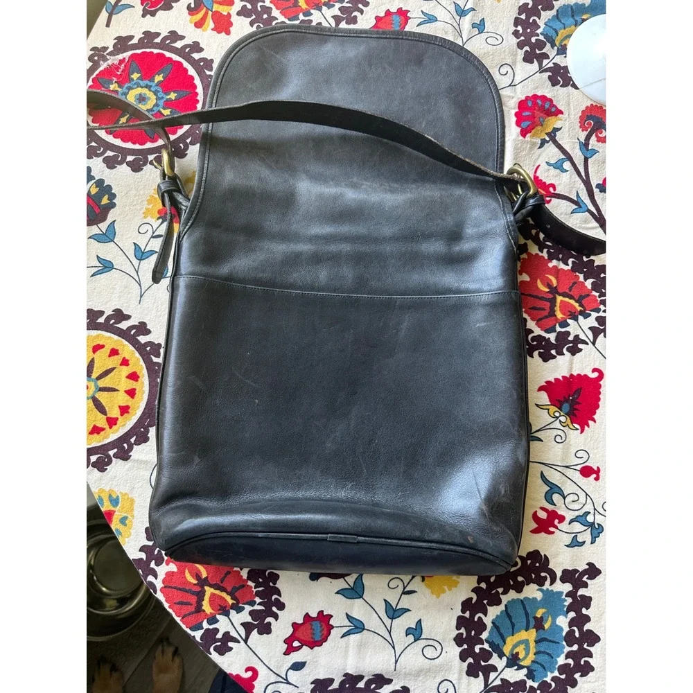 Coach vintage messenger