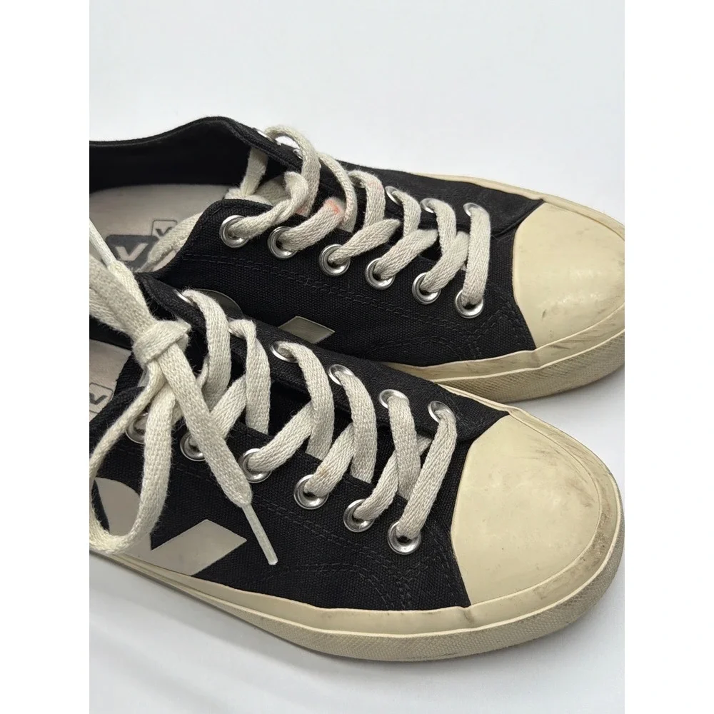 Veja nova sneakers