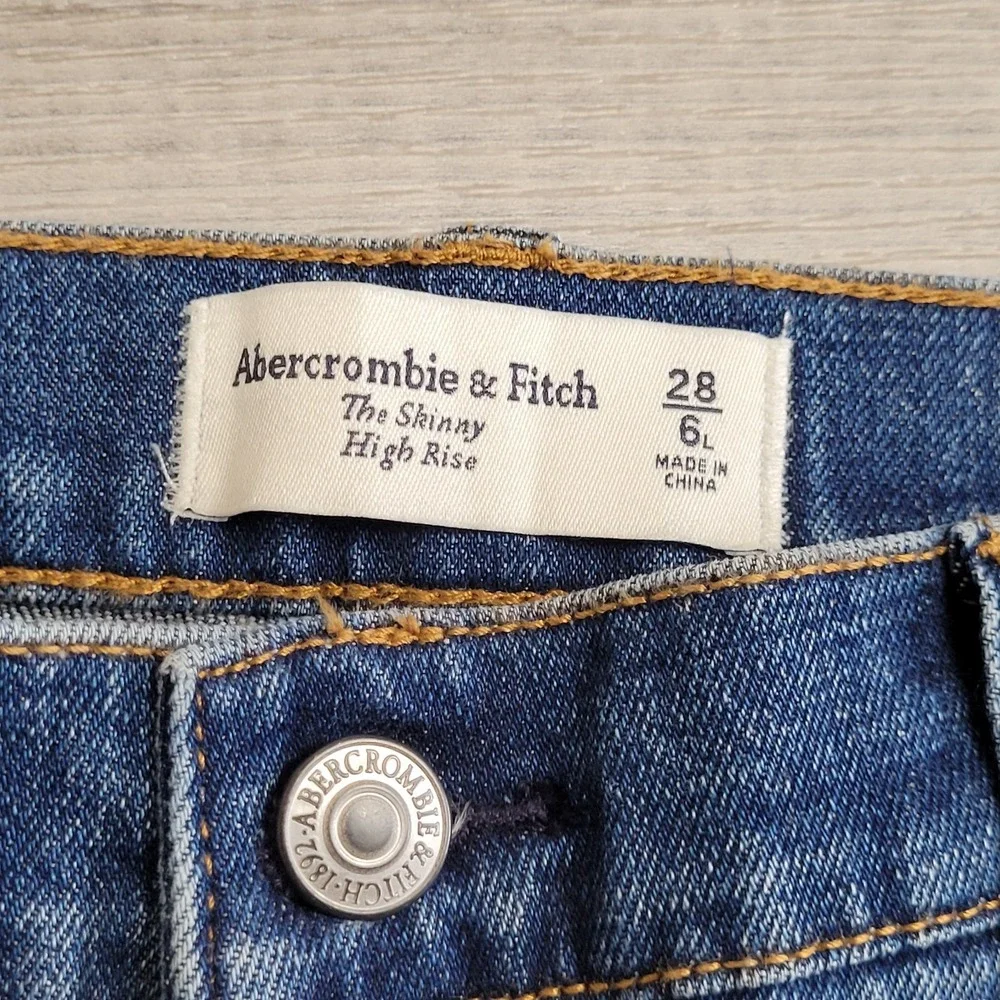 Abercrombie & Fitch denim brand pets
