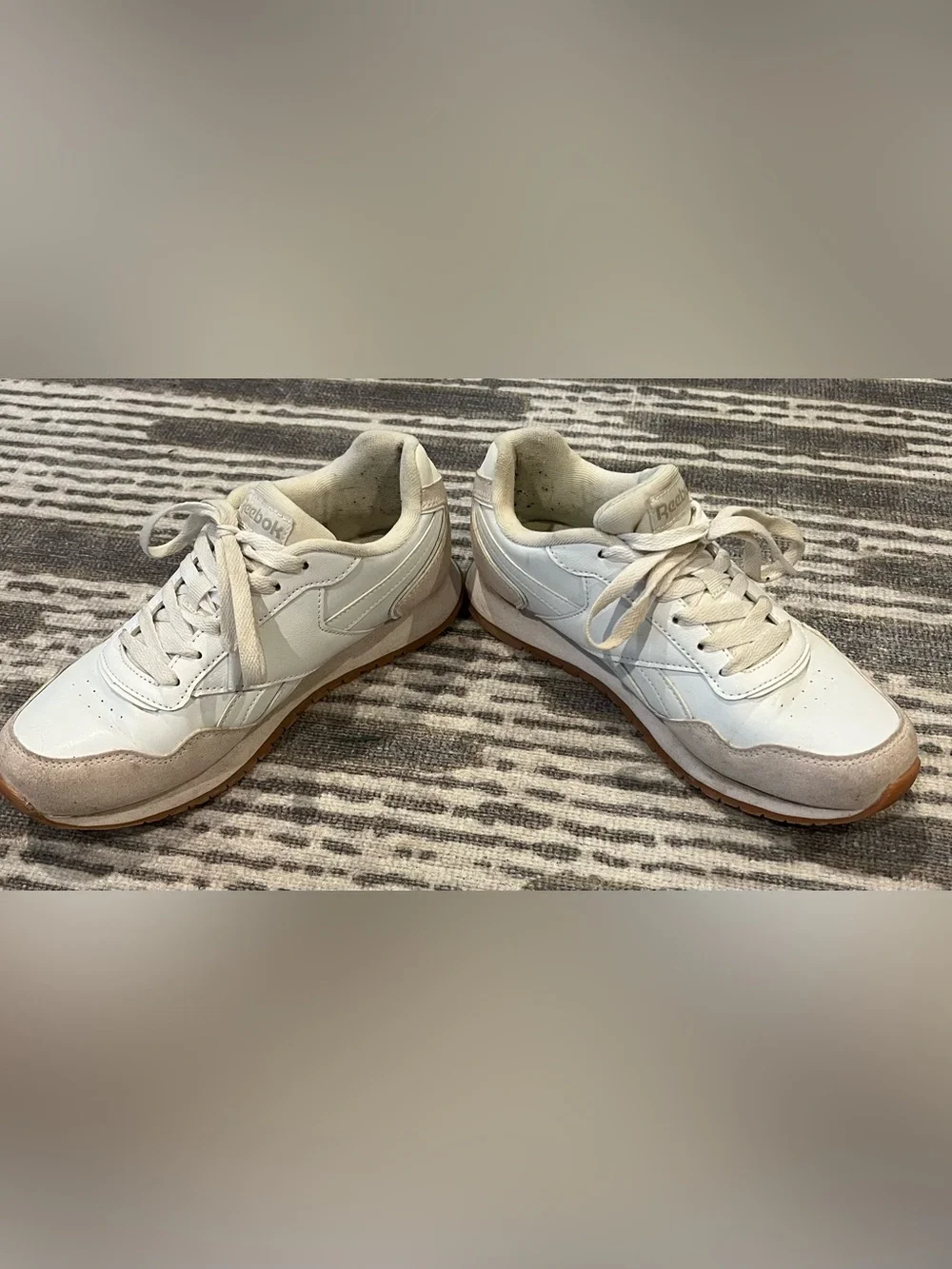 Reebok low top