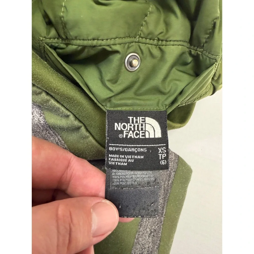 The North Face closure hooded has