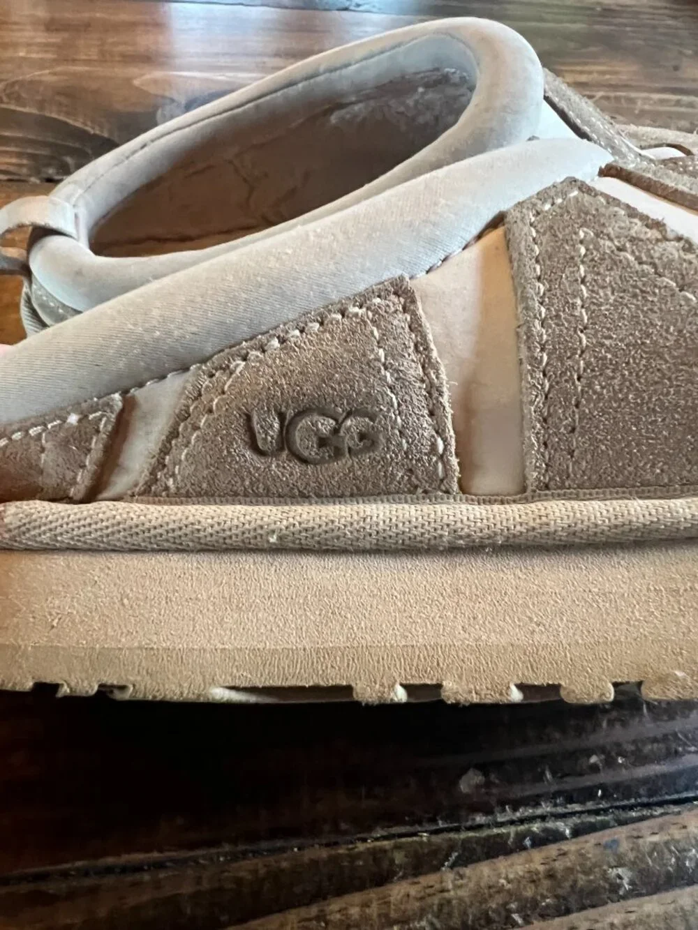 UGG step up
