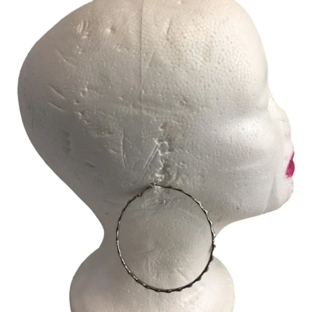 Silver TONE‎ HOOP EARRINGS