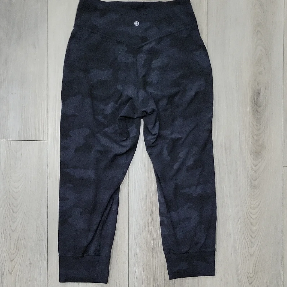 lululemon athletica stylish camo
