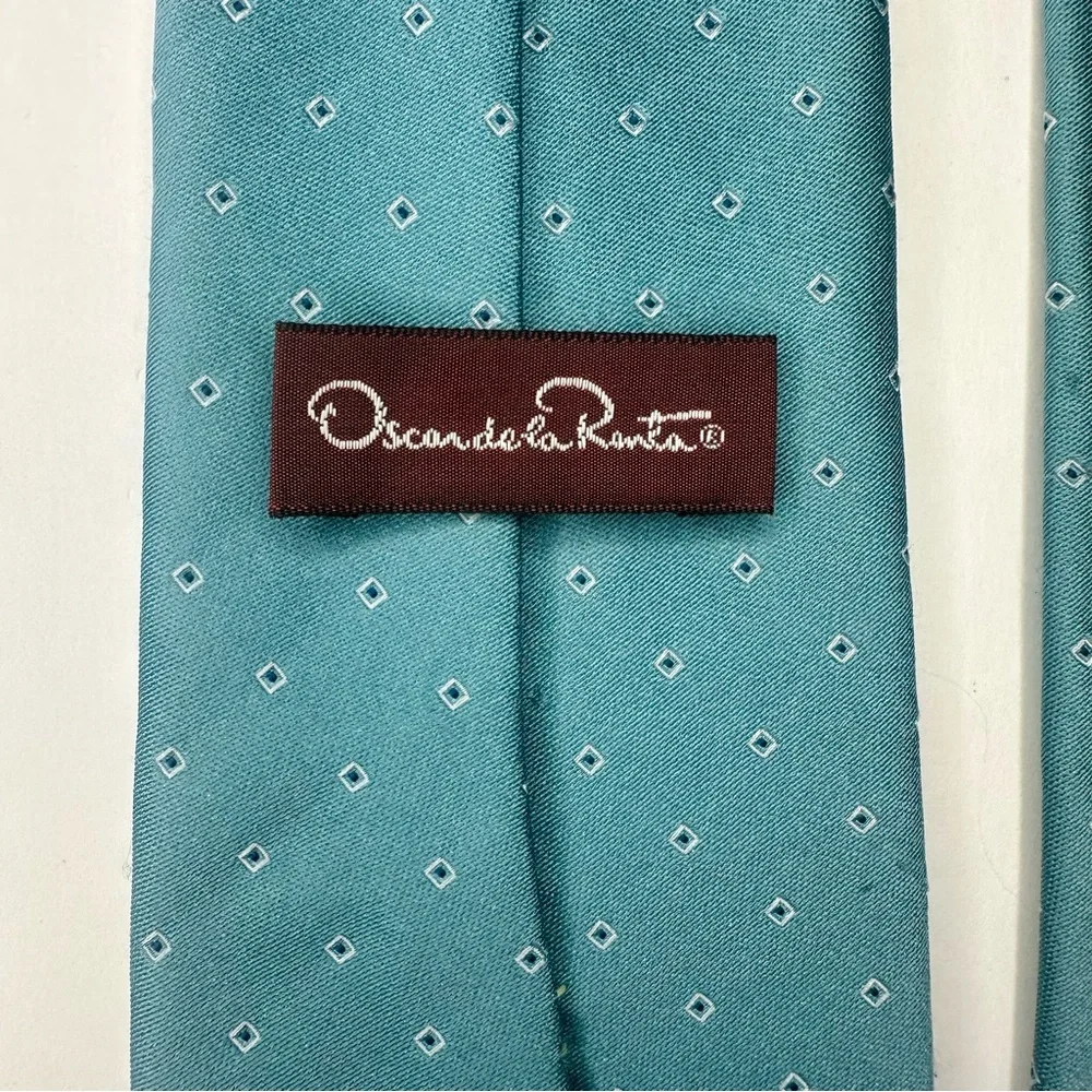 Oscar de la Renta vintage oscar