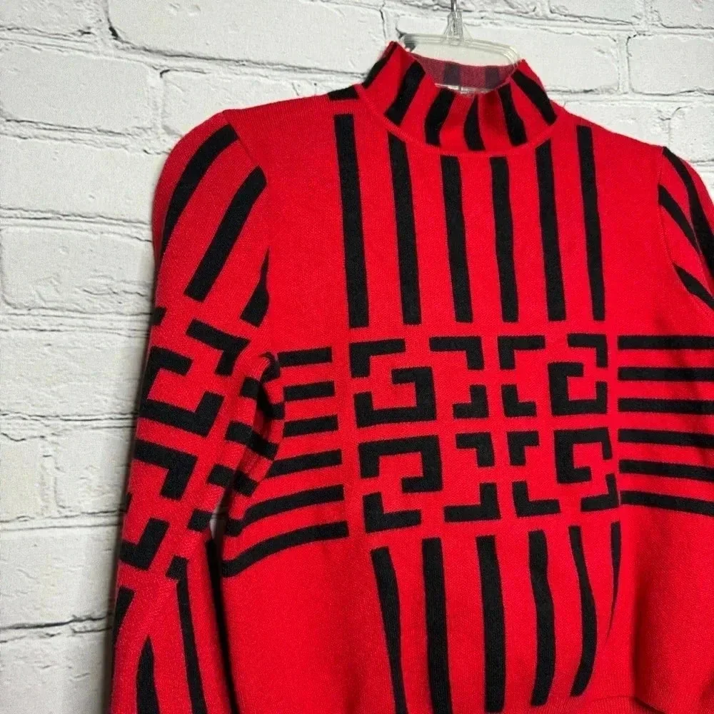 Vinizbena women’s red