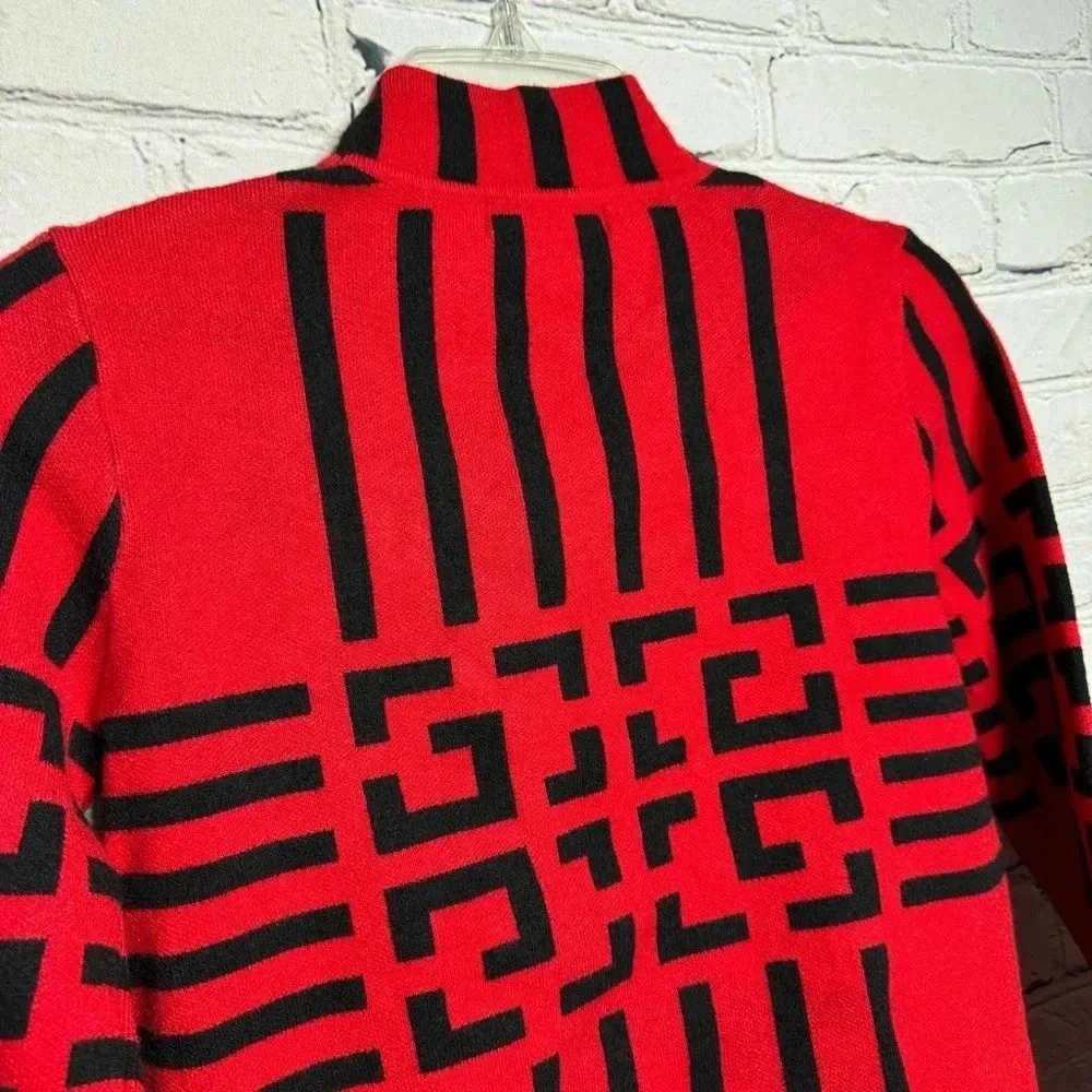 Vinizbena women’s red