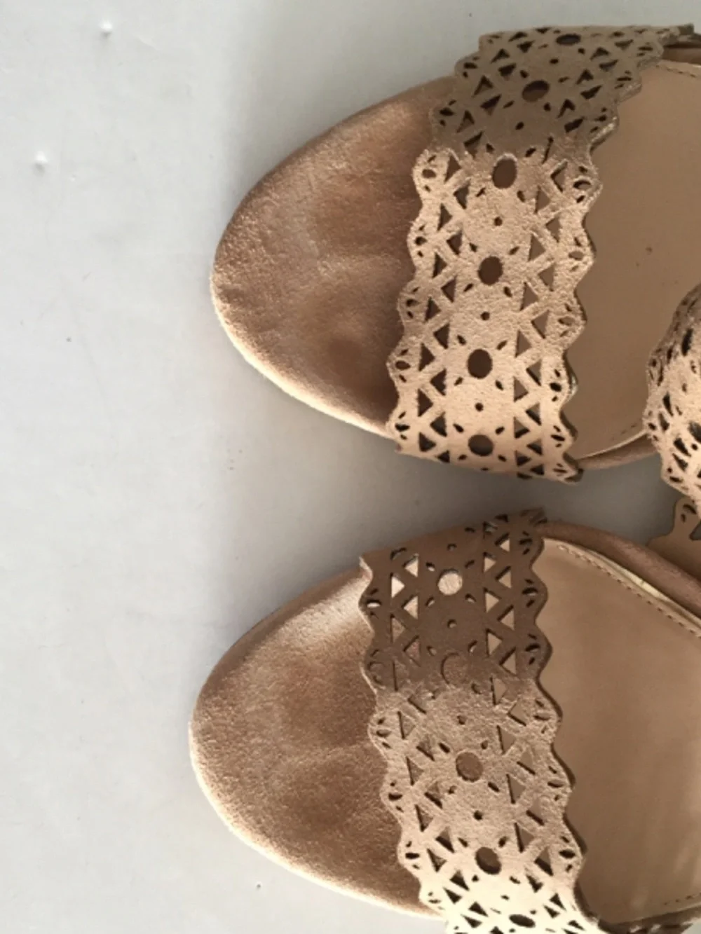 Jessica Simpson chic feminine