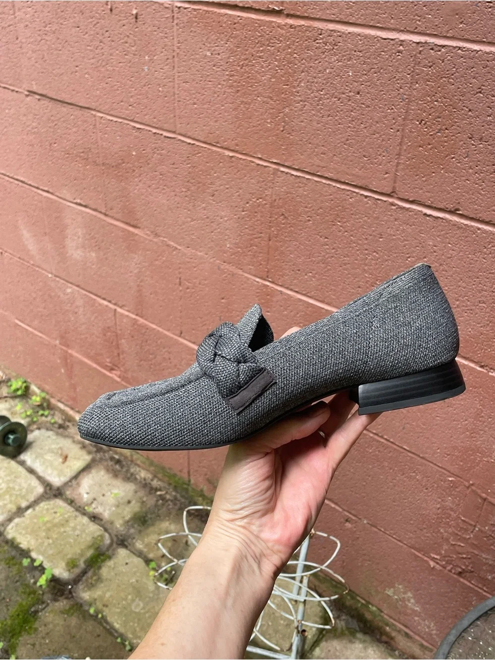 Vivaia gray square