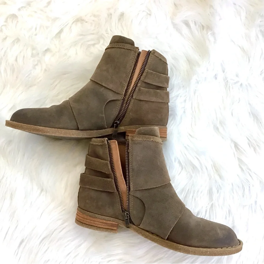 Born brown taupe