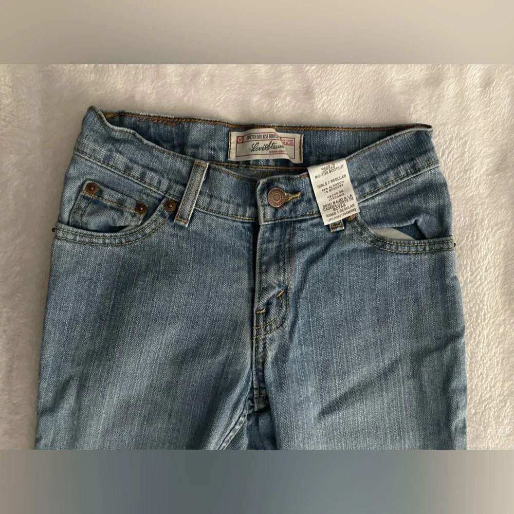 Levi Strauss Signature stylish mid
