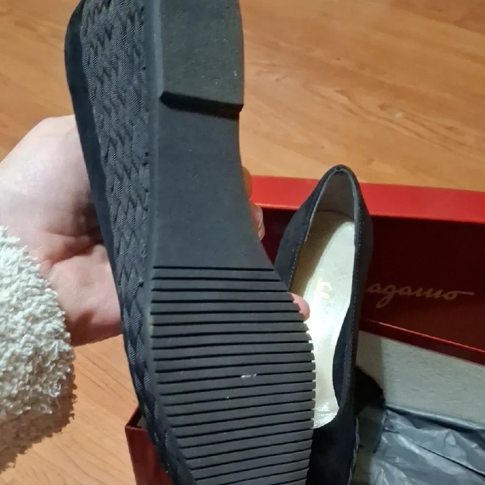 Salvatore Ferragamo chic black