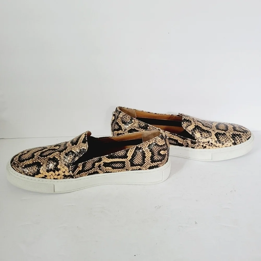 Aquatalia slip loafers