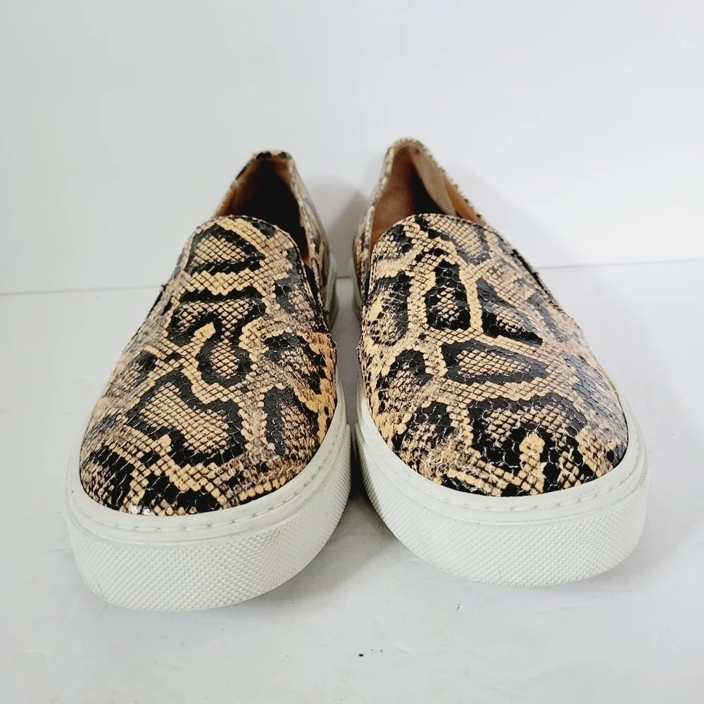 Aquatalia slip loafers