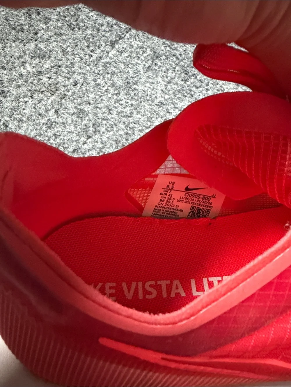 Nike vibrant coral