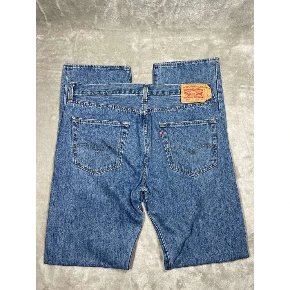 Levis item levi