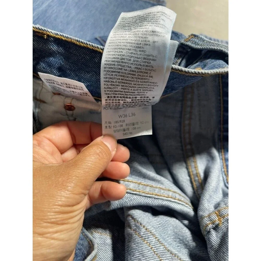 Levis item levi
