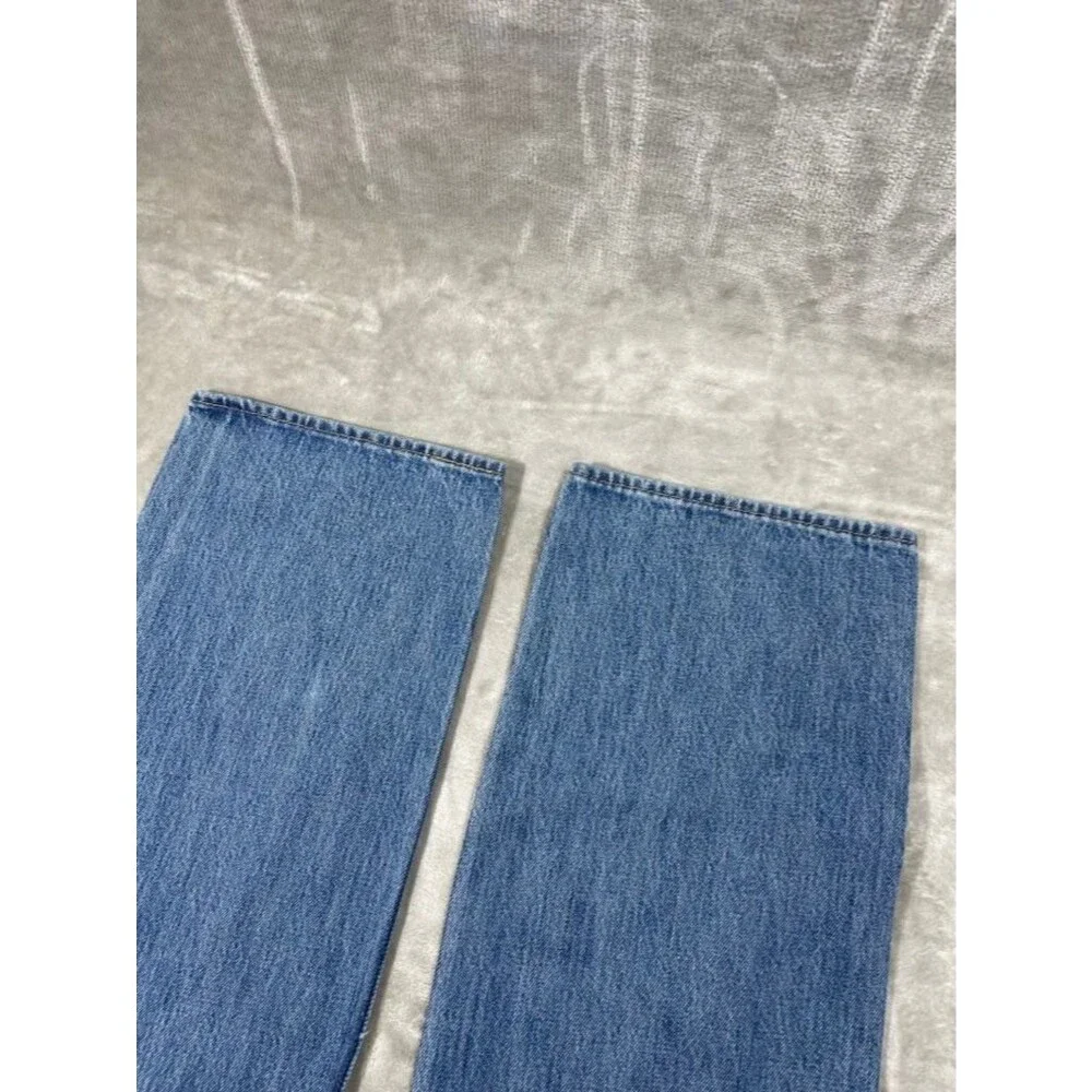 Levis item levi