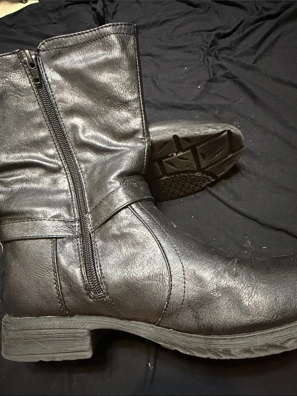 Bumper black leather