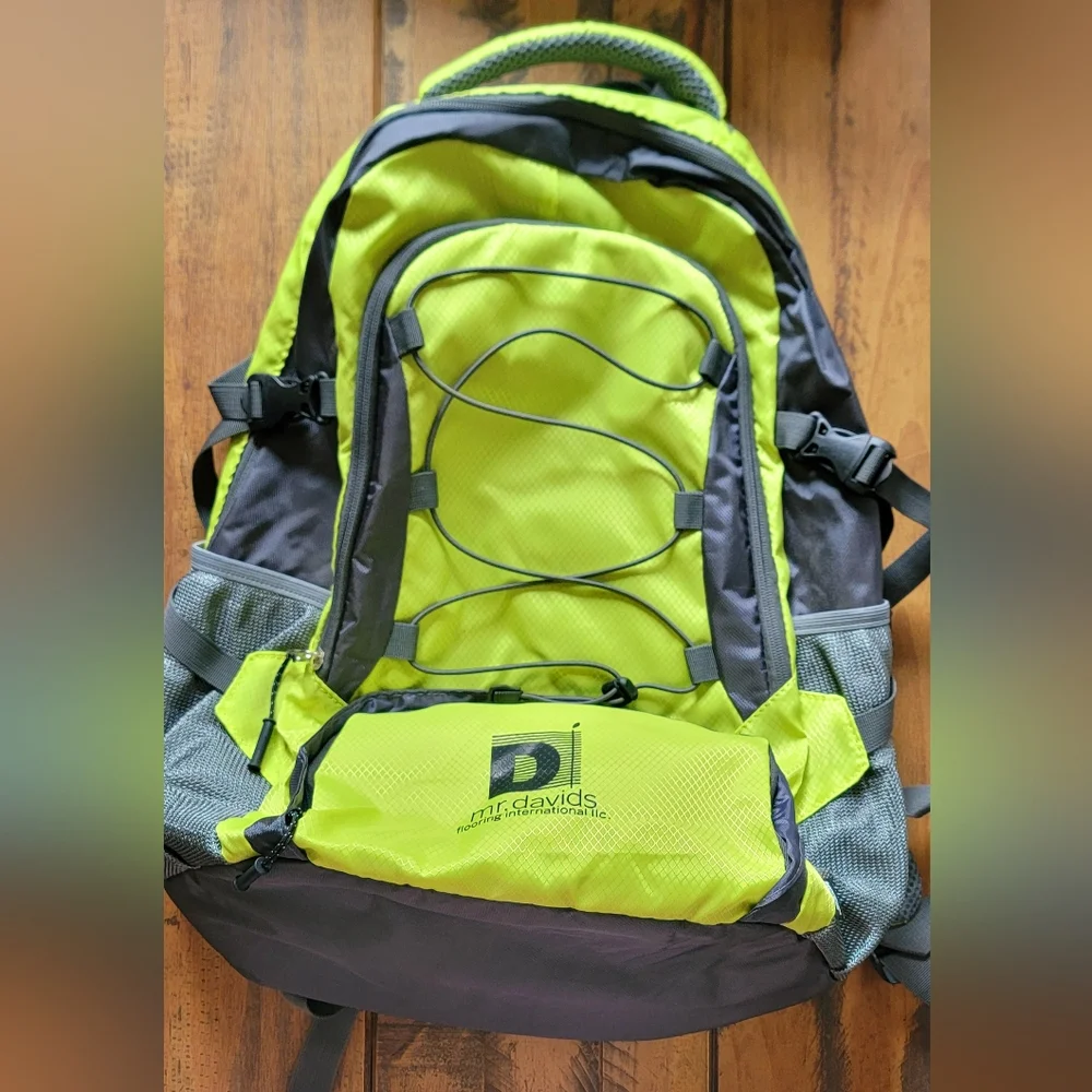 NWOT Green and Gray Men's Backpack