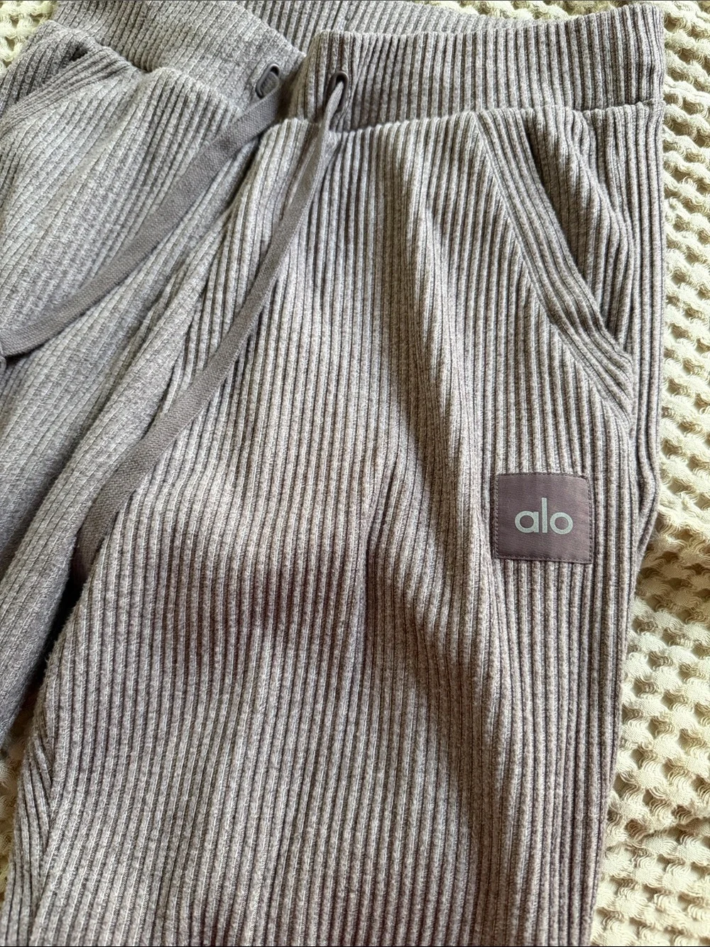 ALO Yoga soft ribbed