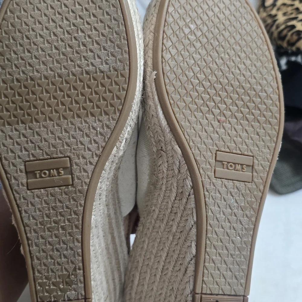 Toms espadrille wedge