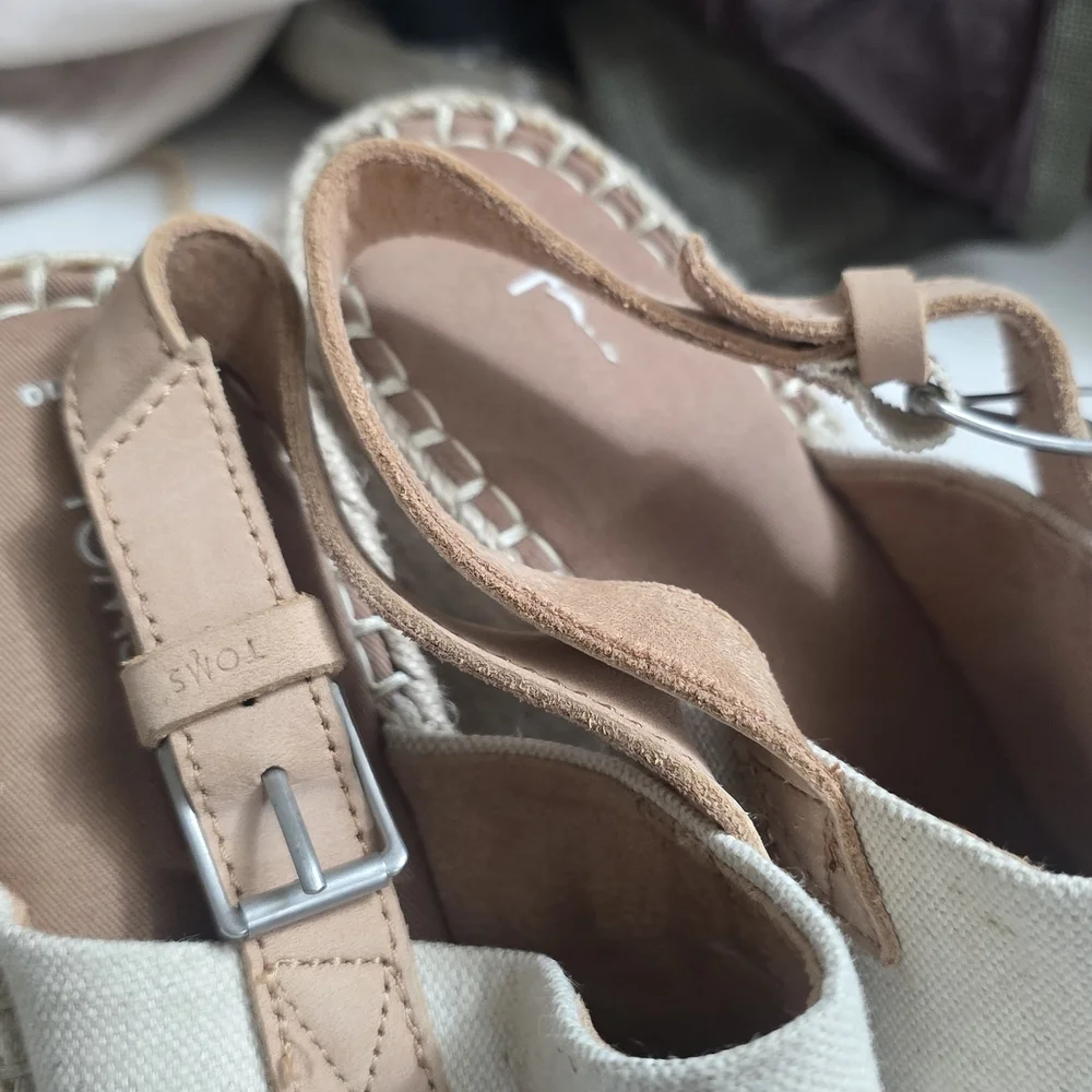 Toms espadrille wedge