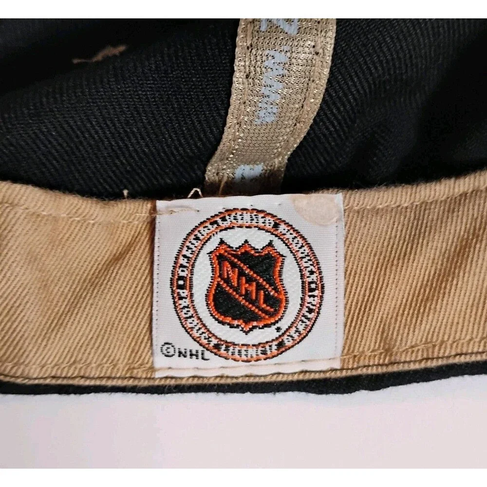 Vintage NHL Pittsburgh Penguins Zephyr 