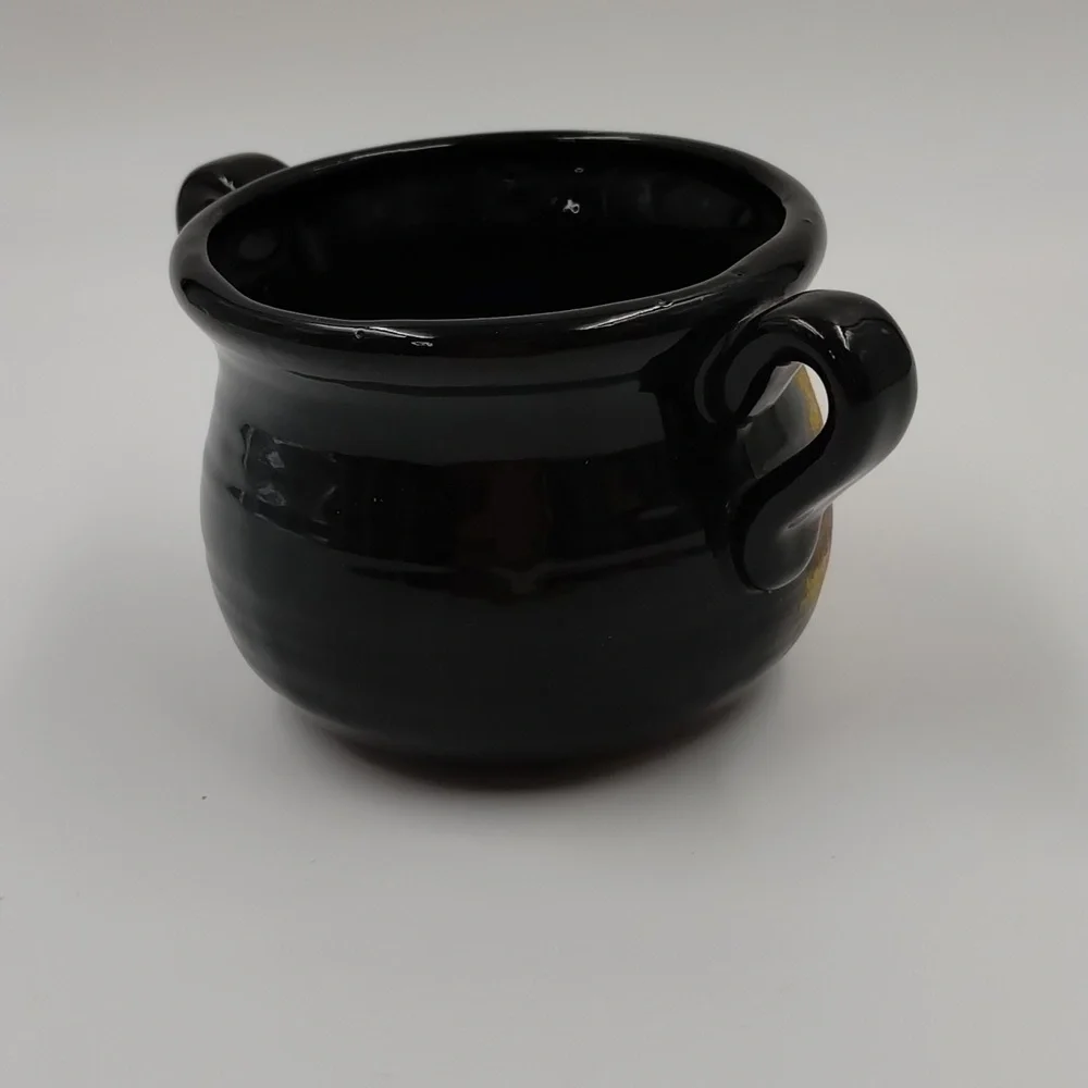 unbranded ceramic crock