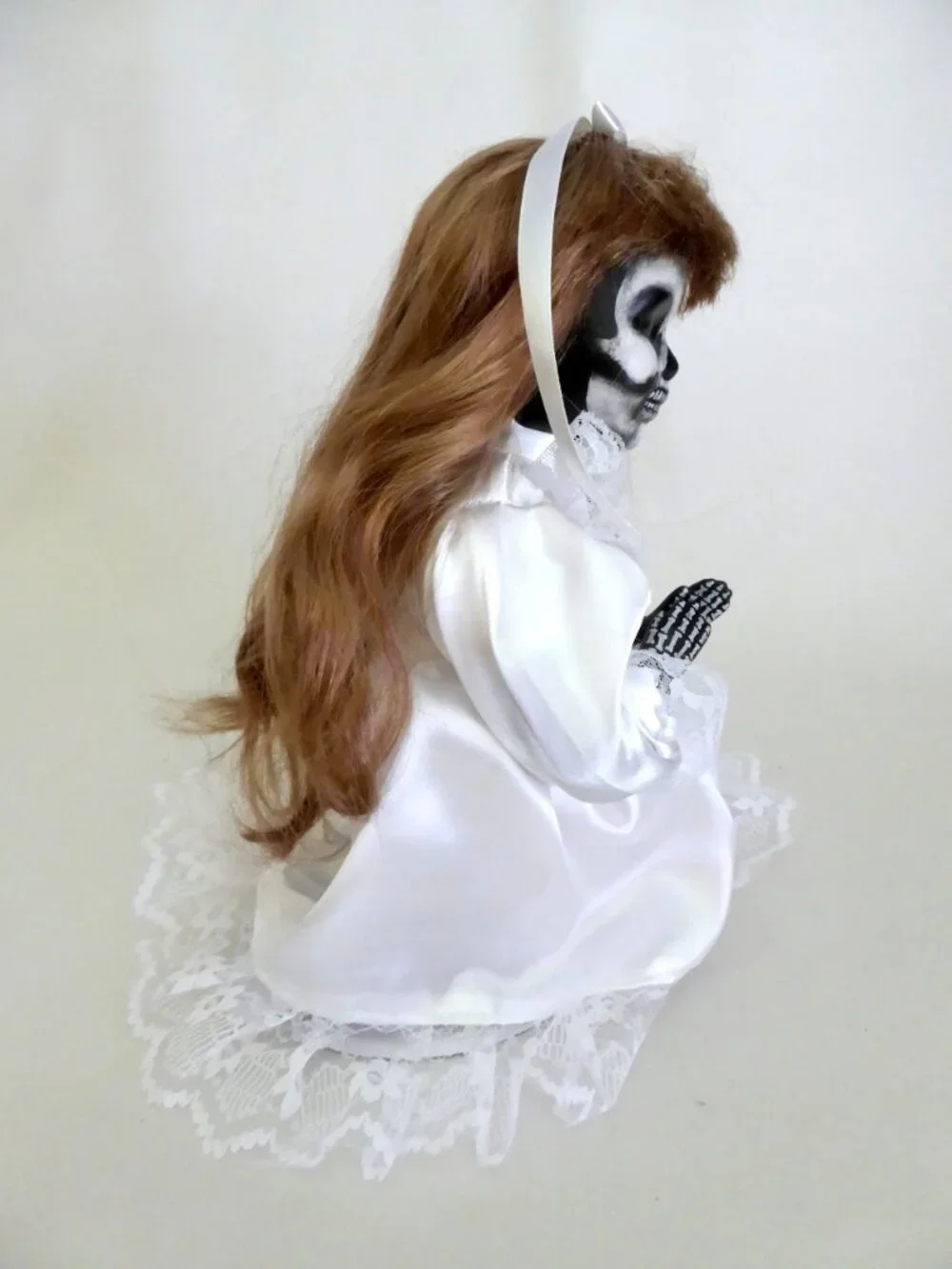 Cradle to Grave Curiosities new oddity