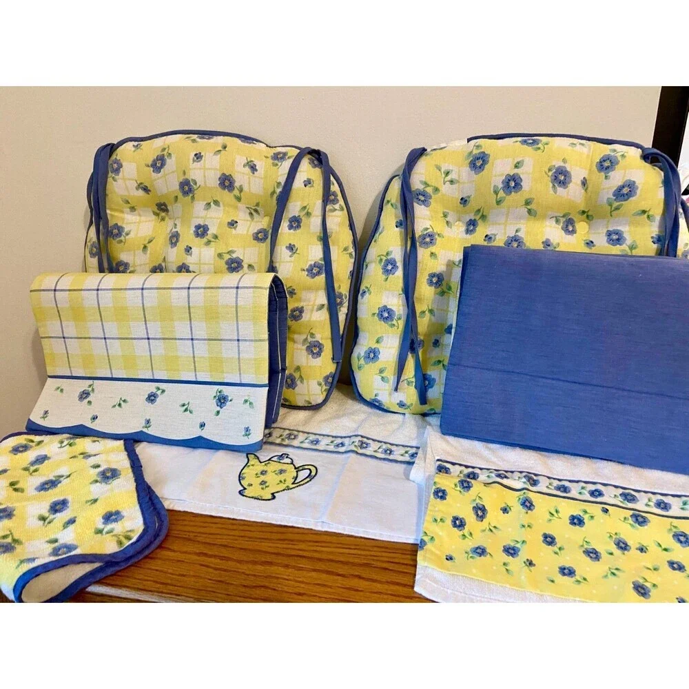 VTG pfaltzgraff SHELBY USA Set Teapot Towel Cushion Place Mats SET (9) Wash Seat